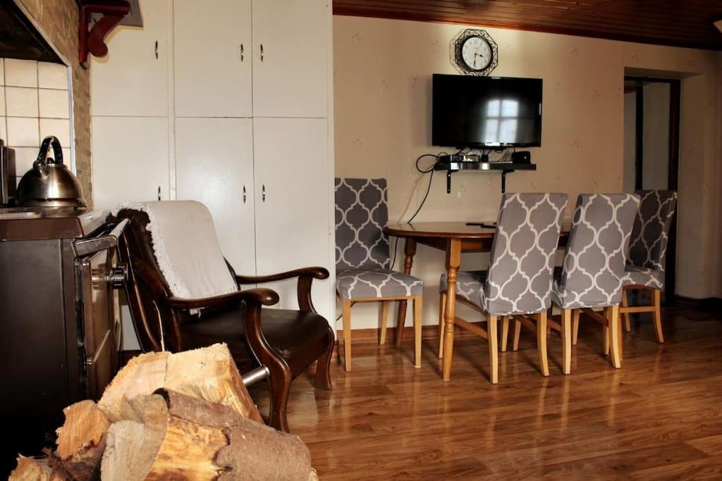 4 Bedroom Traditional Irish Farm House Killybegs Donegal Town Exterior foto
